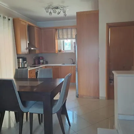 Detis Каливес